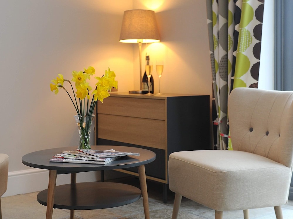 Luxury Suite, Ensuite ("Tarn") photo 2