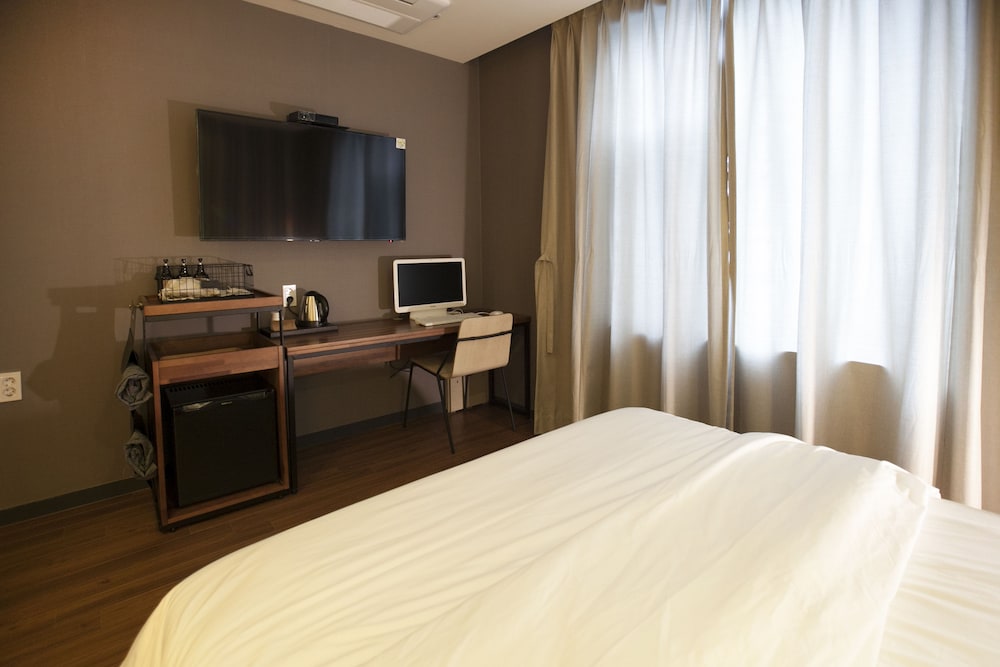 Standard Room photo 2