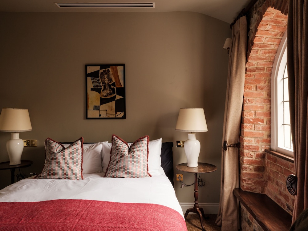 Double Room, Ensuite (Small) photo 2