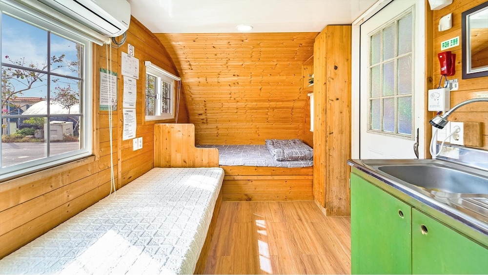 Basic Room, 1 Bedroom (mandarinbox A)