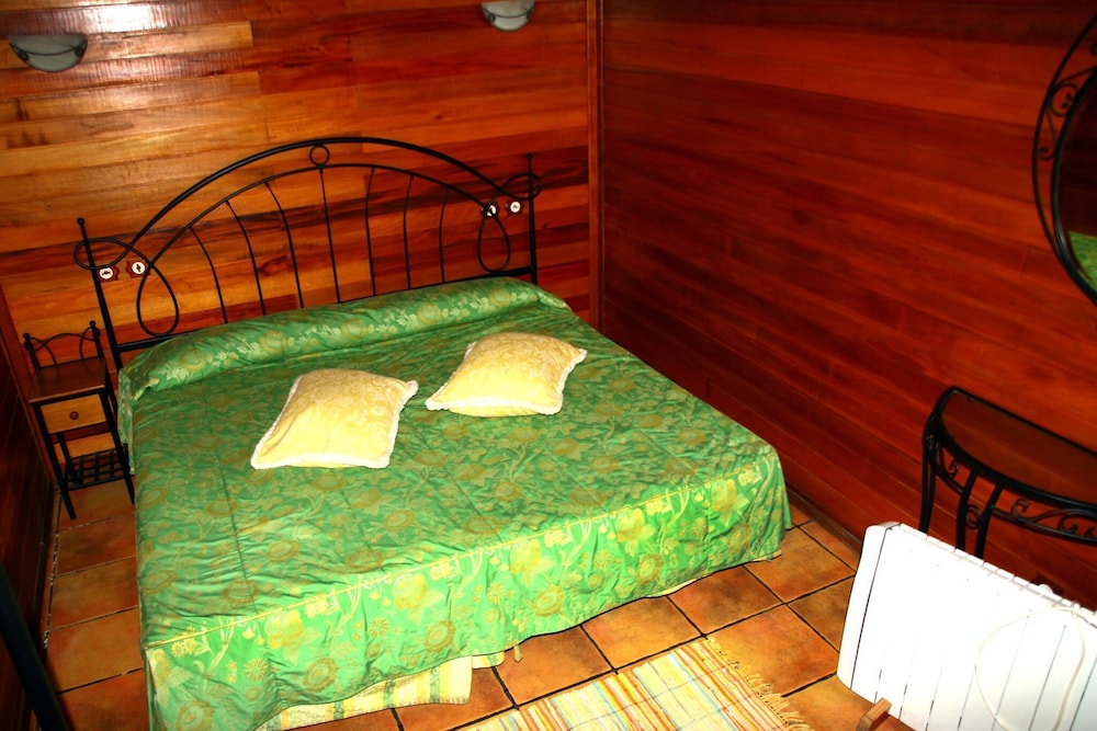Cabin photo 2