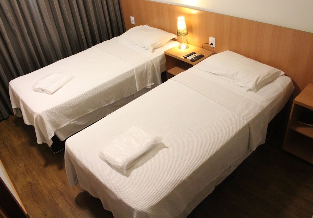 Deluxe Twin Room photo 2