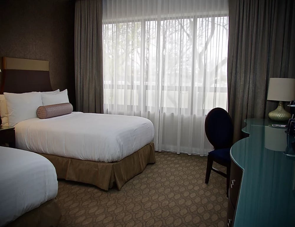 Deluxe Room, 2 Double Beds photo 2