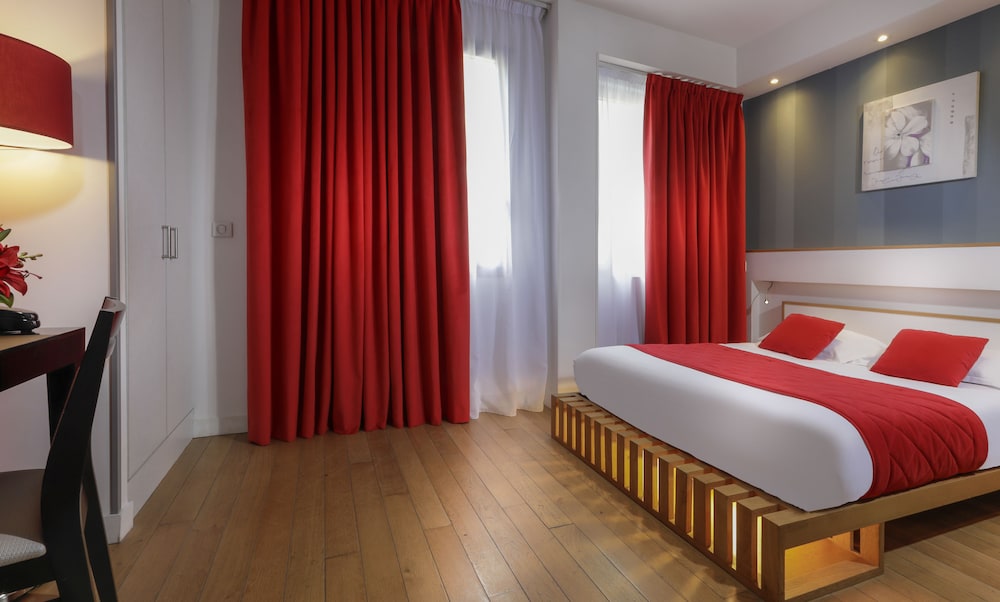 Deluxe Double Room photo 3