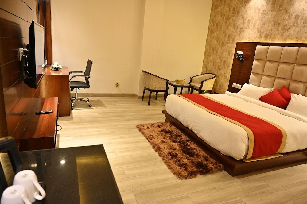 Premium Room - Photo 1
