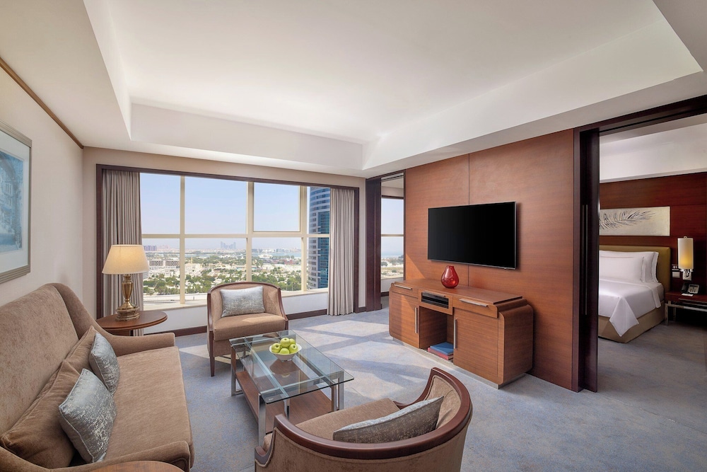 Executive Suite, 1 Bedroom, Club Lounge Access, City View