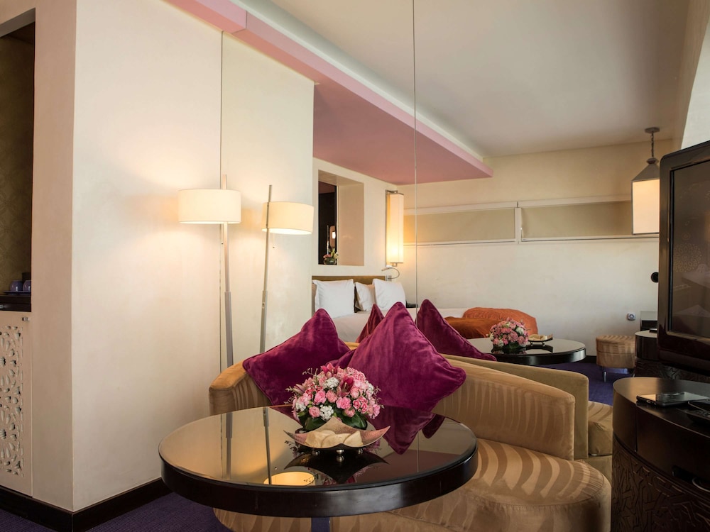 Superior Room, 2 Twin Beds, City View - Photo 4