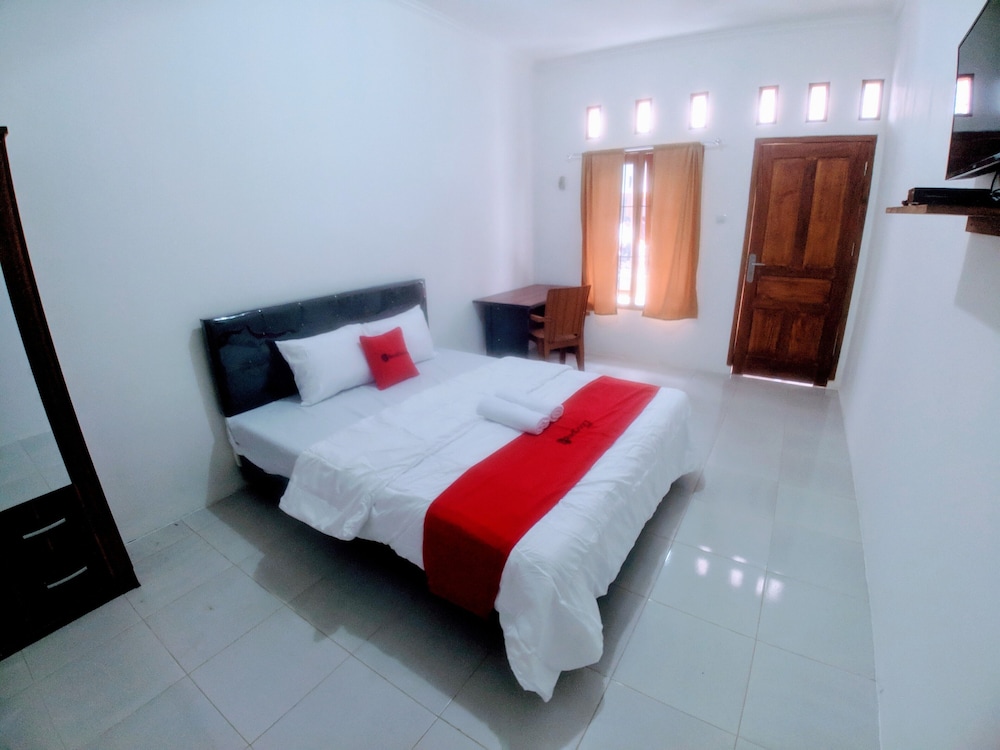 Double Room - Photo 2