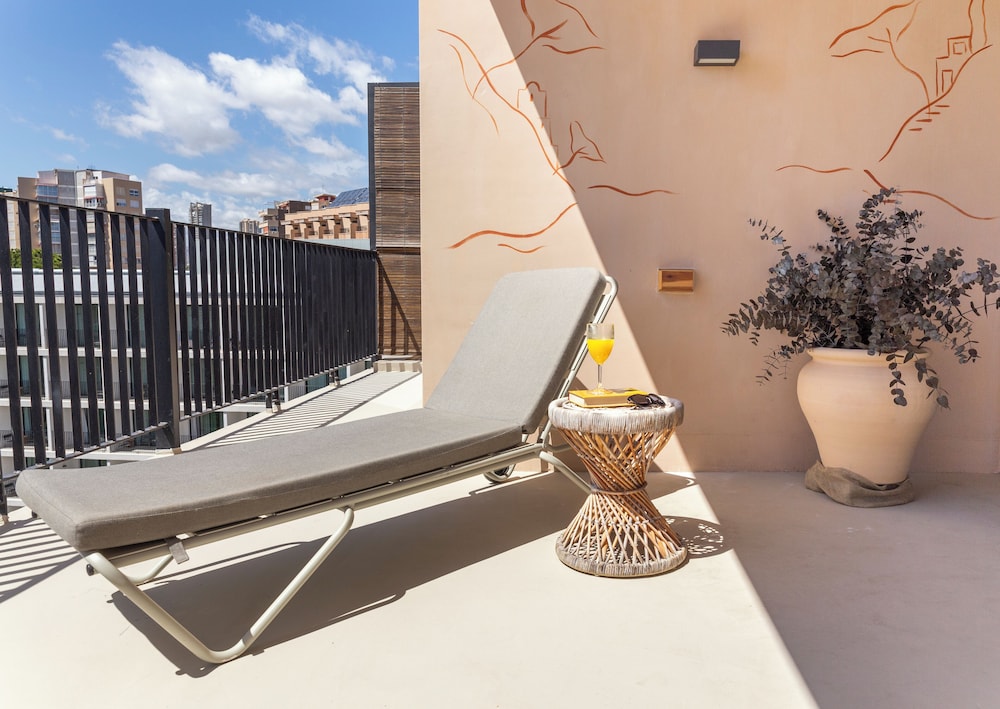 Suite, Terrace, Sea View - Photo 9