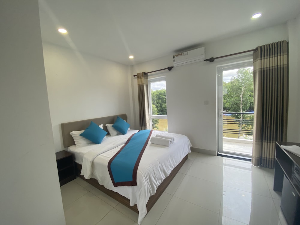 Standard Double Room, Lake View photo 1