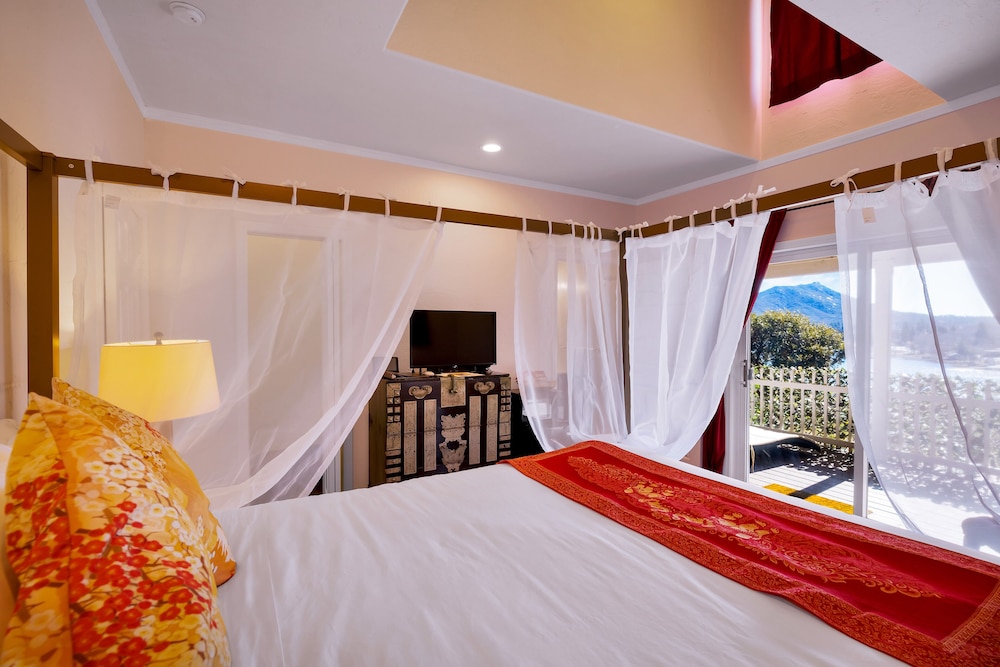 Premium Room - Photo 3