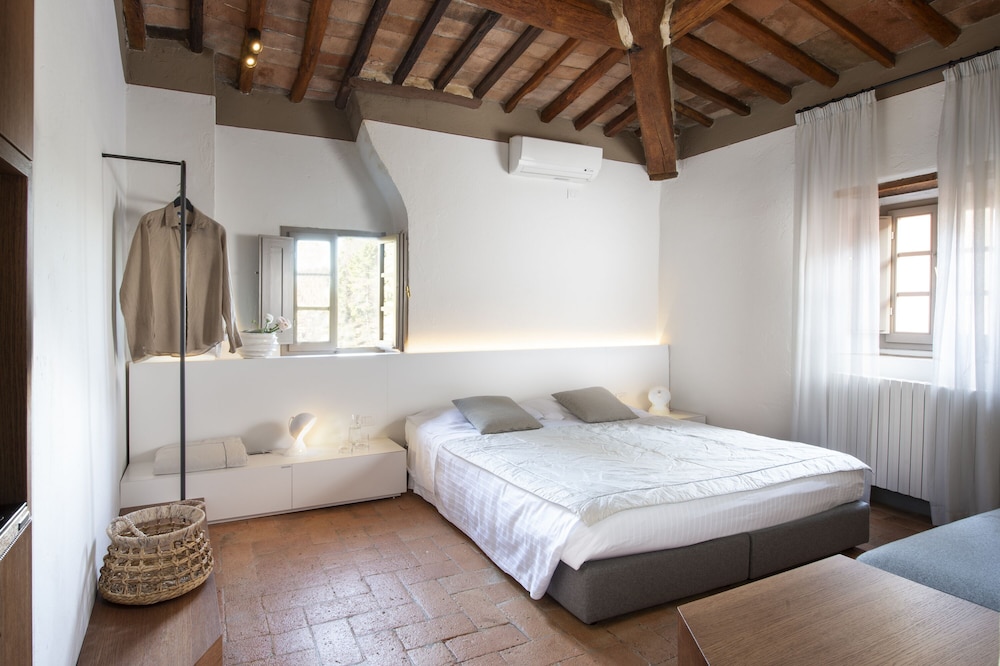 Superior Triple Room photo 3