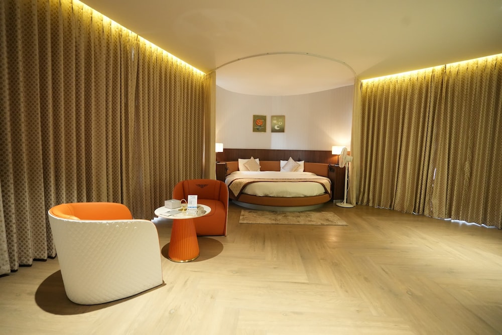 Luxury Double Room, City View photo 3
