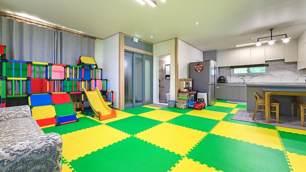 Basic Room, 2 Bedrooms (Pinetree (2F)) - Photo 22