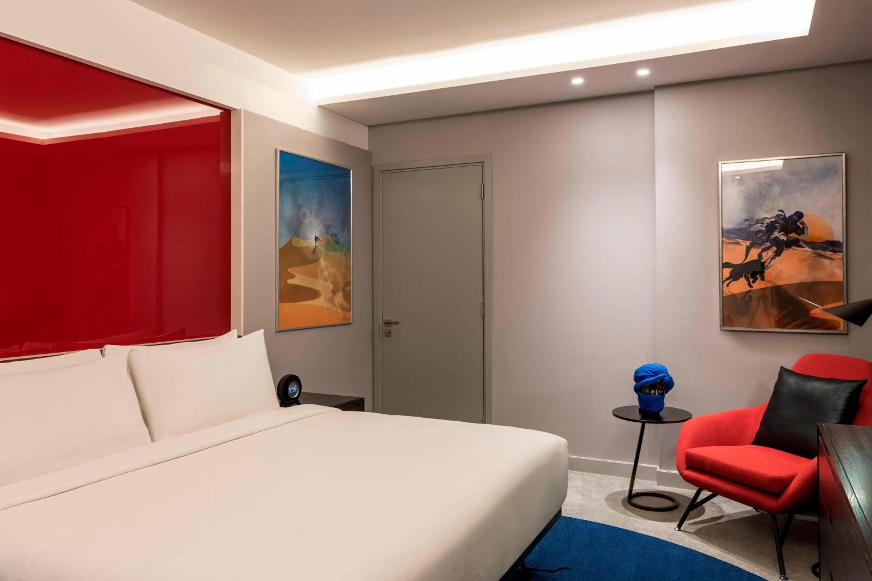 Theme Suite, 1 Bedroom Suite, In Loft: 1 King photo 3
