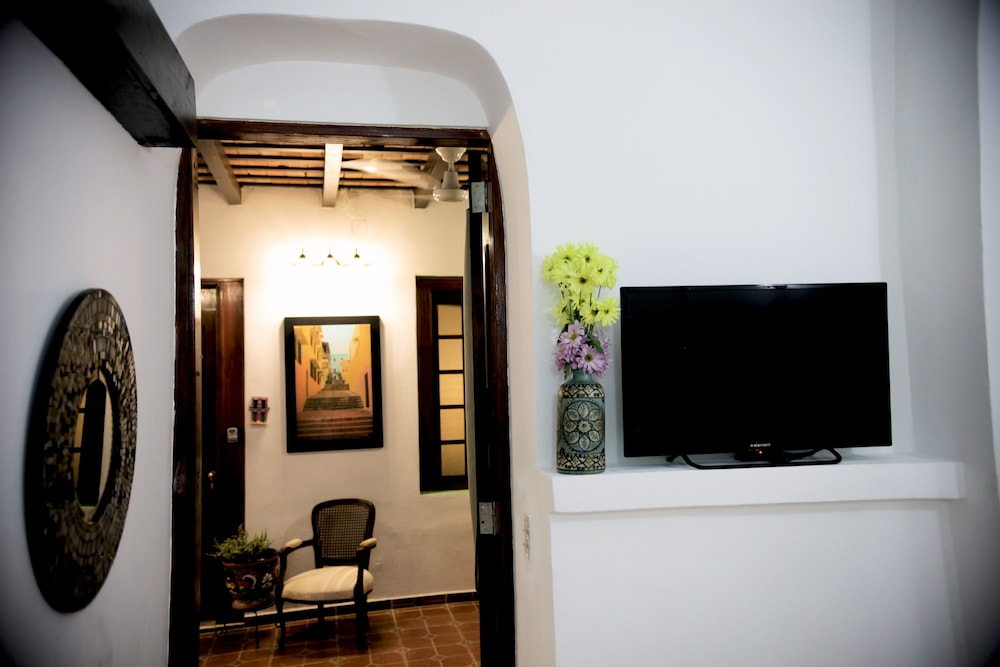 San Geronimo (Interior Room)