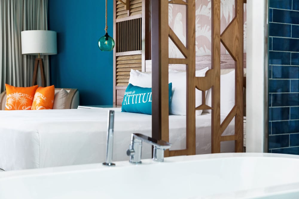 Junior Suite (SWIM-UP LUXURY)