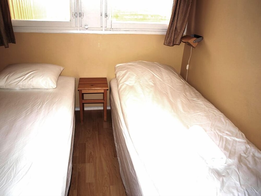 Basic Apartment, Multiple Beds, Non Smoking, Ensuite photo 1