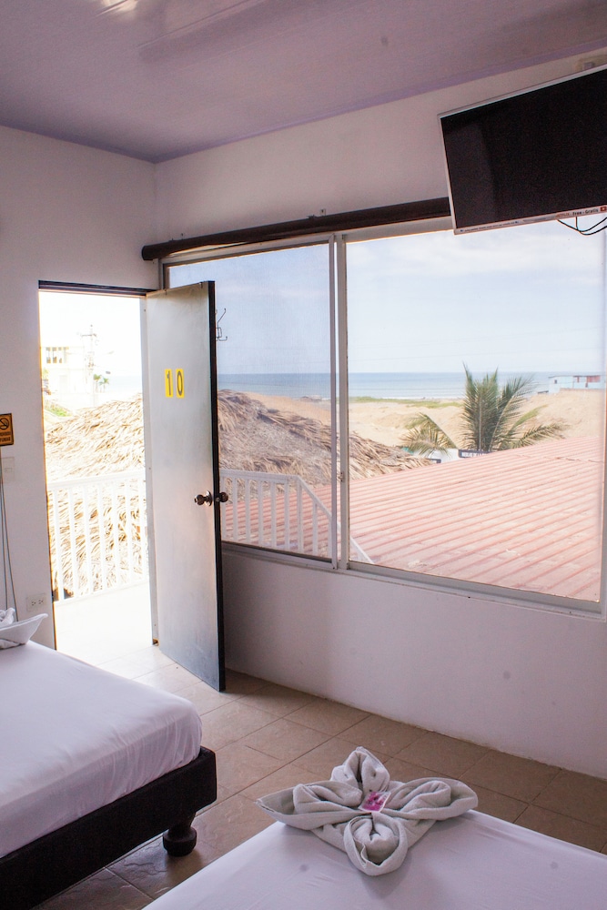 Deluxe Room, Ocean View photo 2