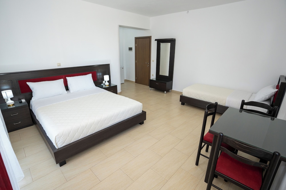 Comfort Triple Room, 1 Bedroom, Balcony