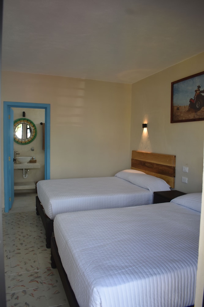 Business Double Room - Photo 8