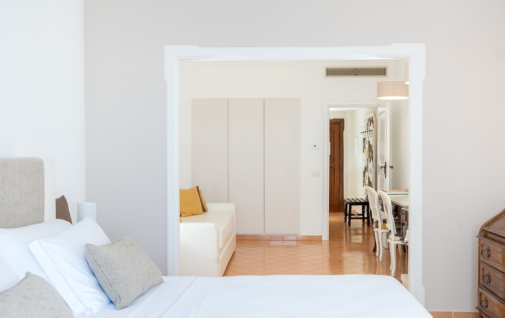 Junior Studio Suite, Balcony, Sea View - Photo 3
