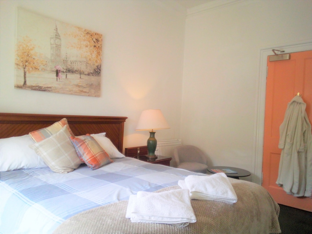 Superior Double Room, 1 Queen Bed, Garden View (External Bathroom)