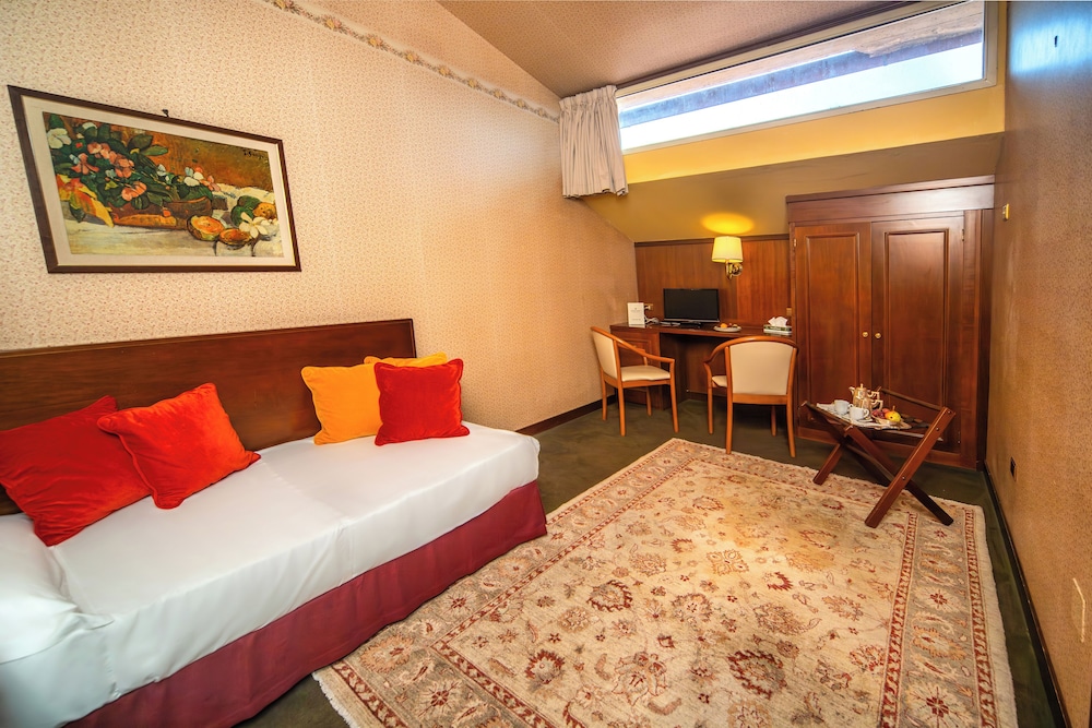 Basic Single Room photo 1