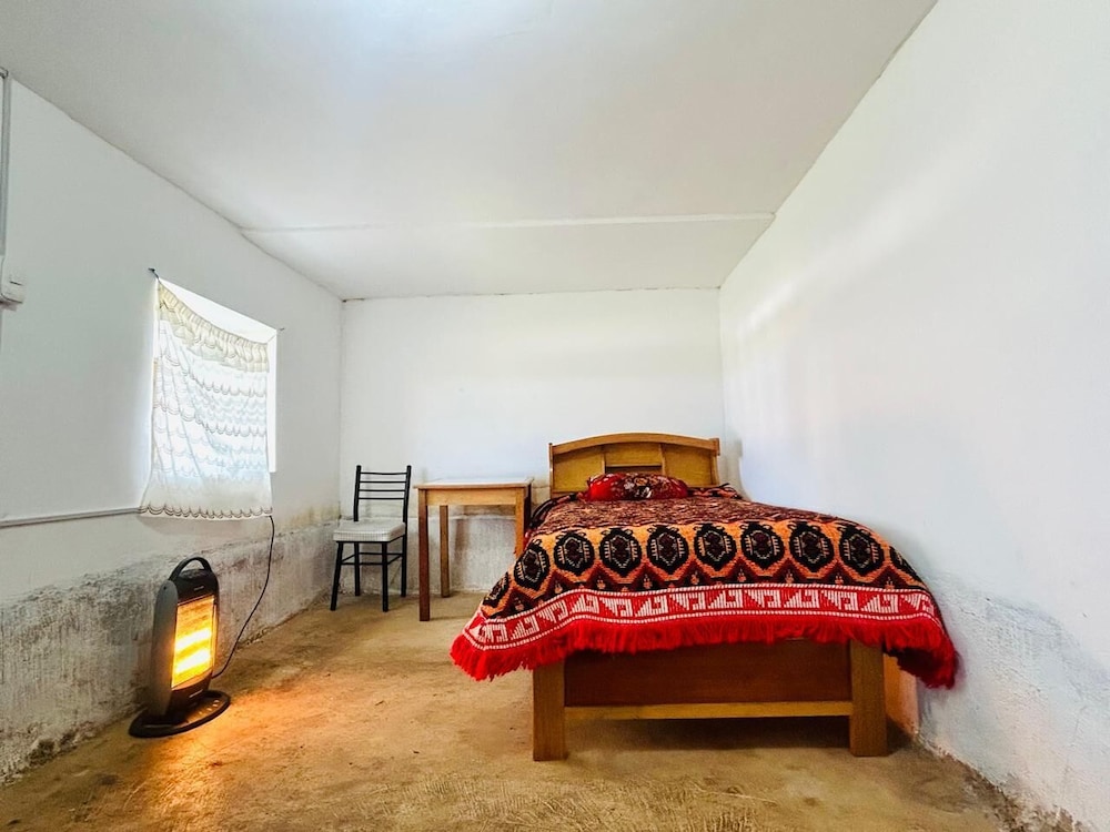 Classic Double or Twin Room, Patio, Mountain View