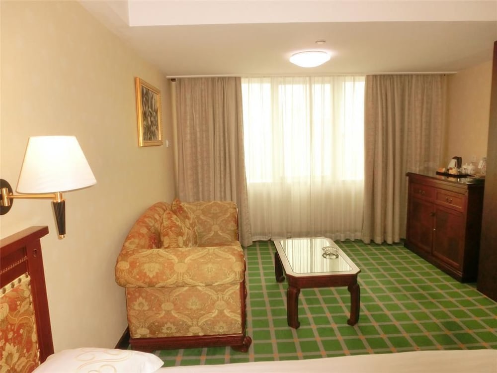 Standard Twin Room - Photo 2