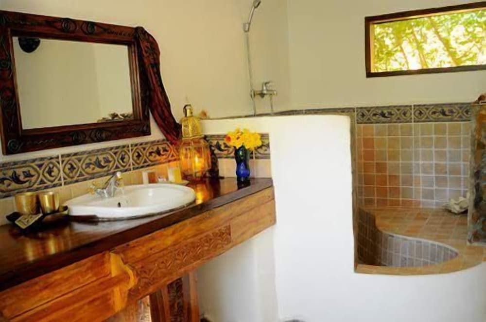 Deluxe Suite, Sea View photo 3