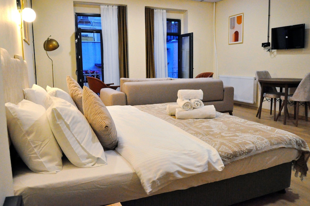 Presidential Suite photo 1