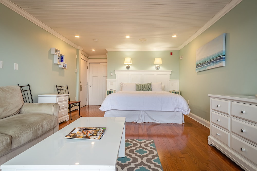 Deering Room in The 1661 Inn Ocean View photo 3