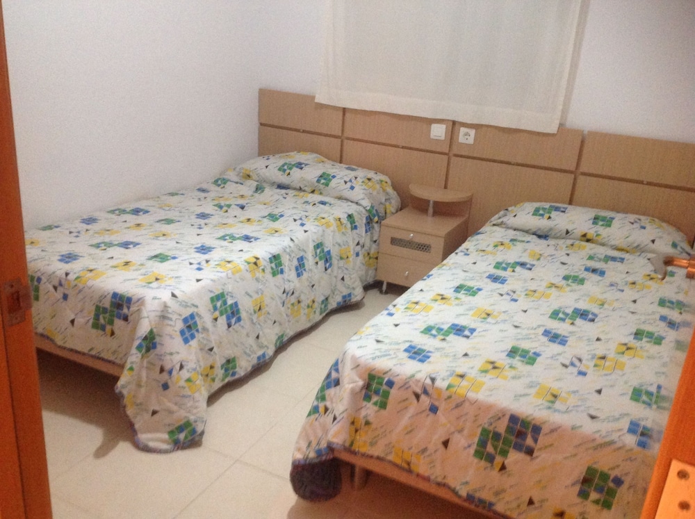 Apartamento, 2 habitaciones, terraza, vista al mar