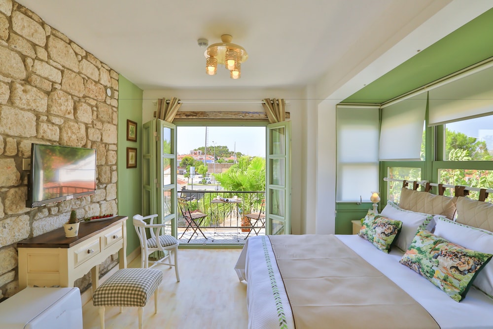 Superior Room, Balcony, Garden View photo 2