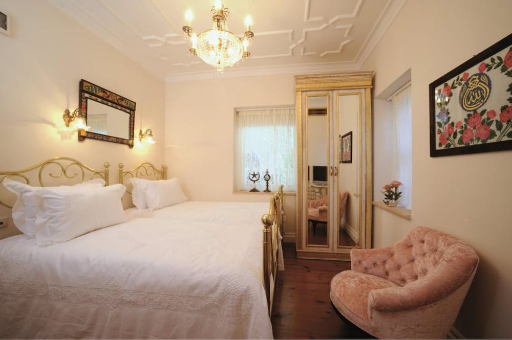 Economy Double or Twin Room photo 1