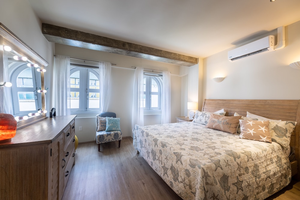 Premium Apartment, City View (3 Bedrooms)