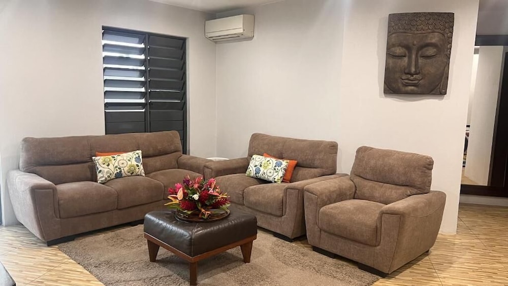 Executive Apartment photo 2
