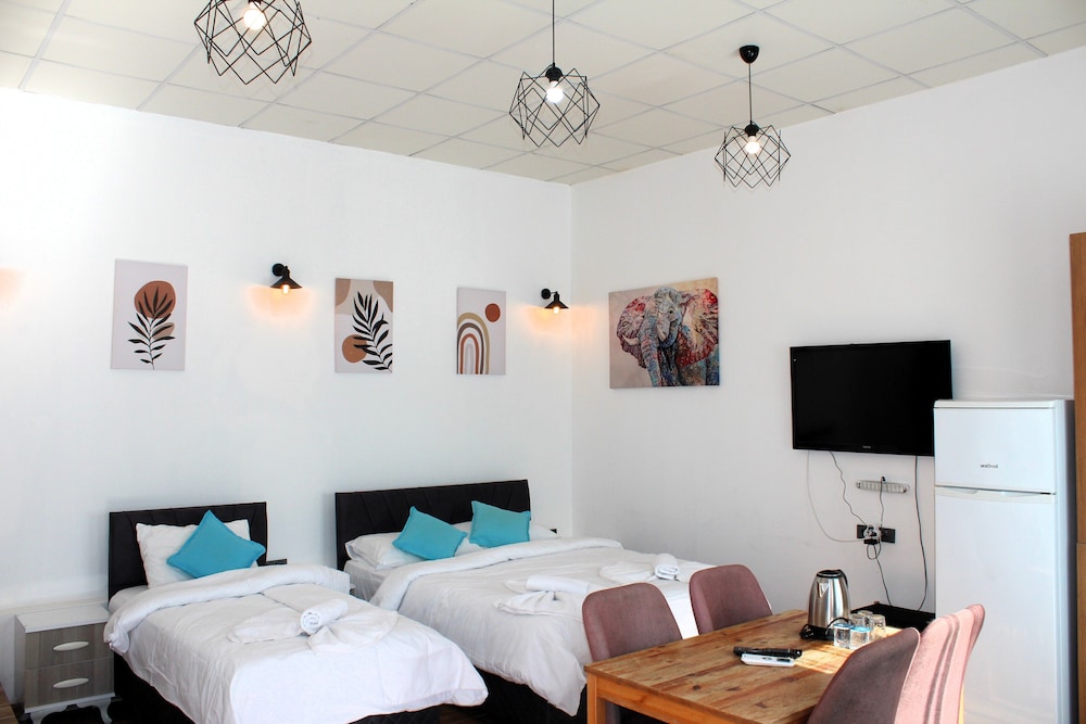 Economy Room, Multiple Beds, Patio, Garden View