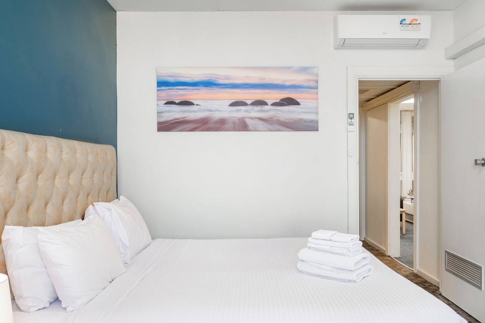 Basic Apartment thumbnail 5