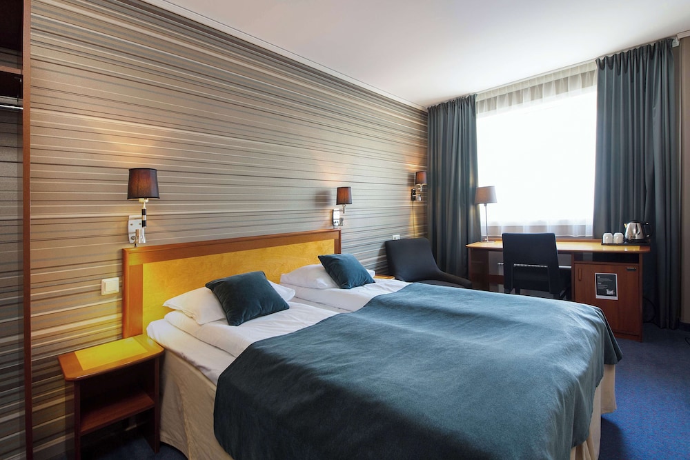 Economy Twin Room - Photo 3