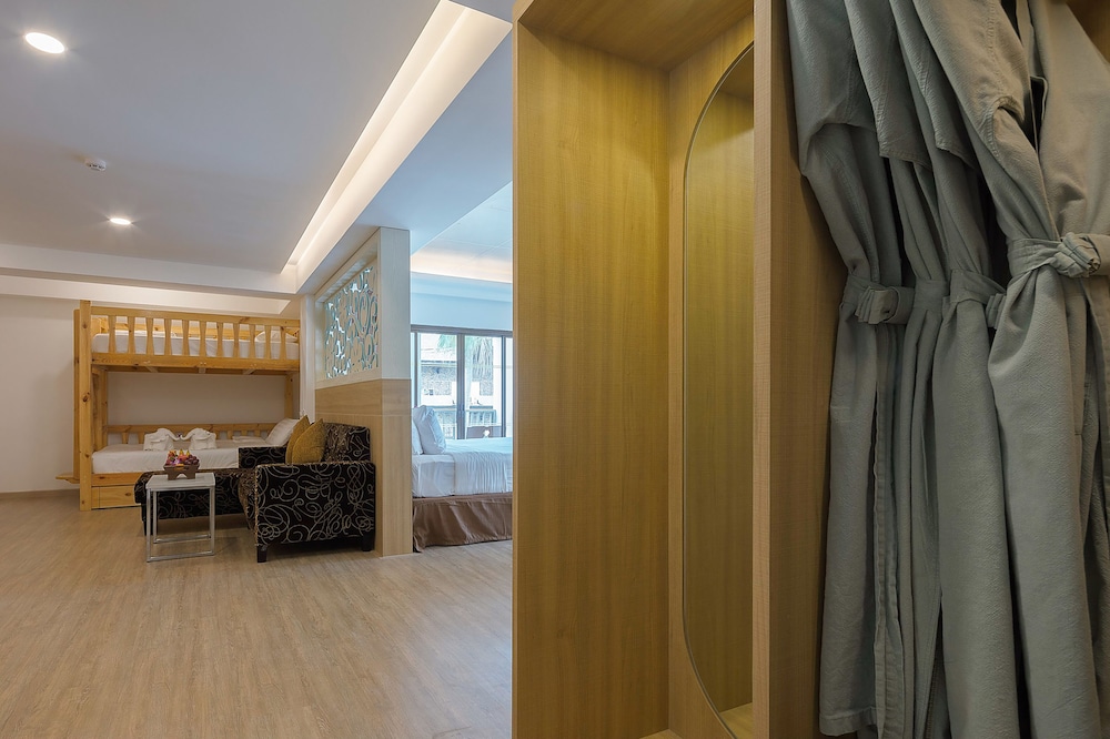 Family Suite - Photo 4