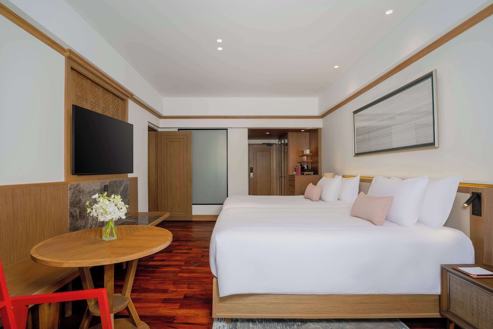 Club Two Bedroom Family