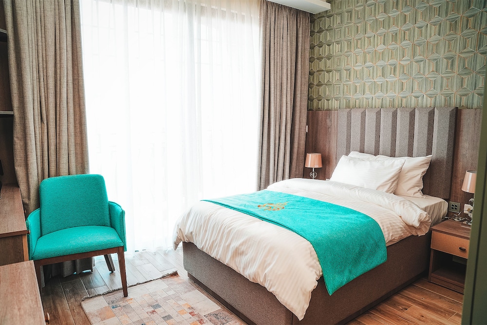 Premium Single Room, City View