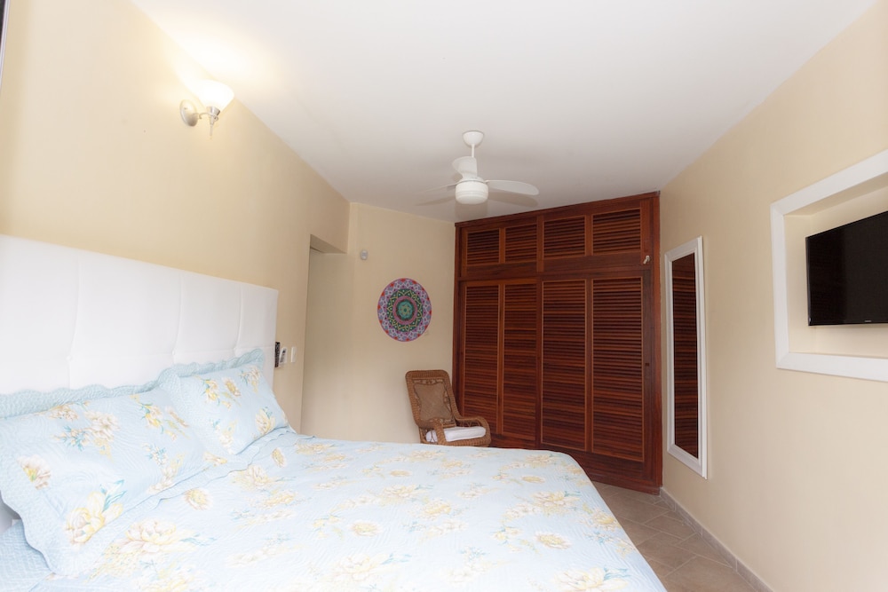 Comfort Double Room, 1 King Bed, Garden Area photo 3