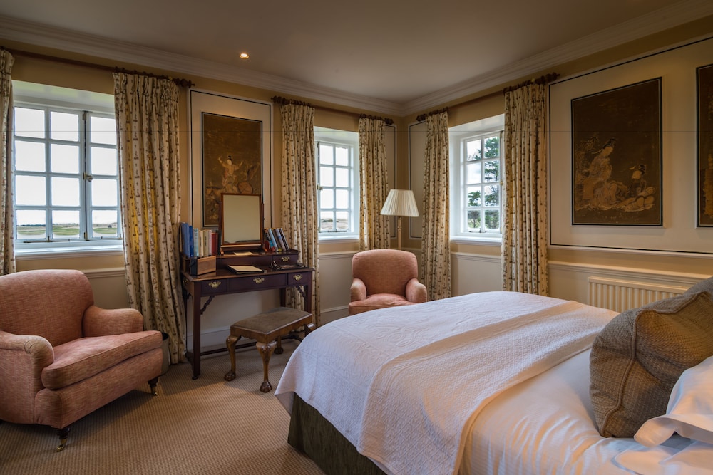 Large Main House Room - Photo 3