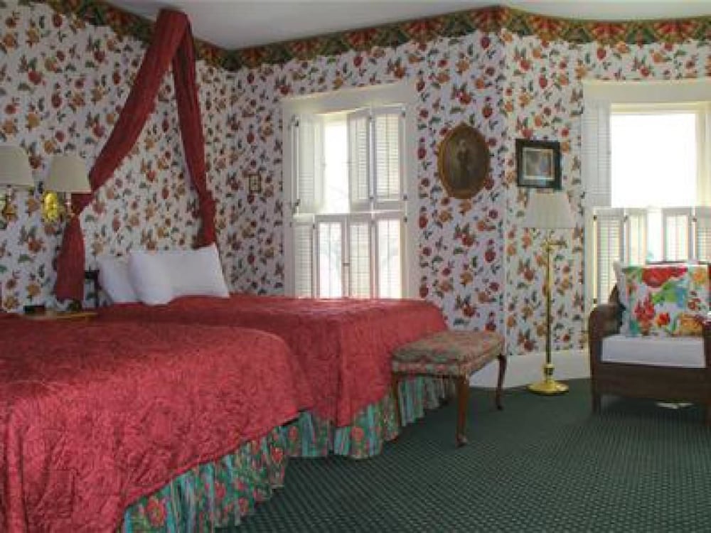 Premium Double Room, Ensuite, Lake View (VICTORIAN HARBOR VIEW) photo 2
