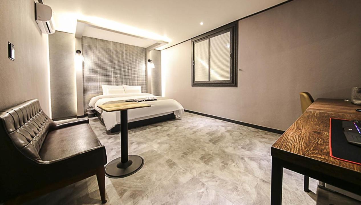 VIP with Steam Closet photo 2