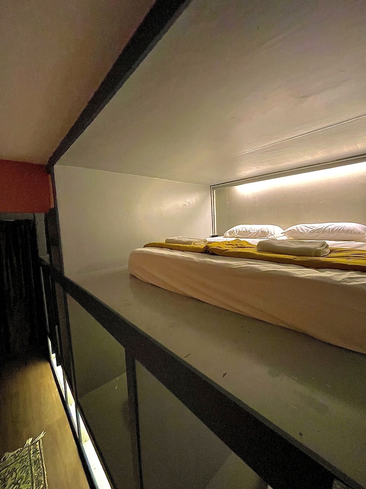 Design Shared Dormitory, Women only photo 1