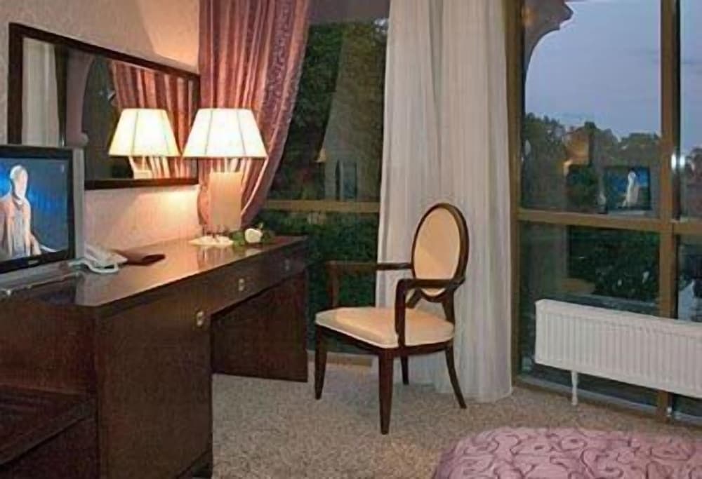 Standard Double or Twin Room photo 2